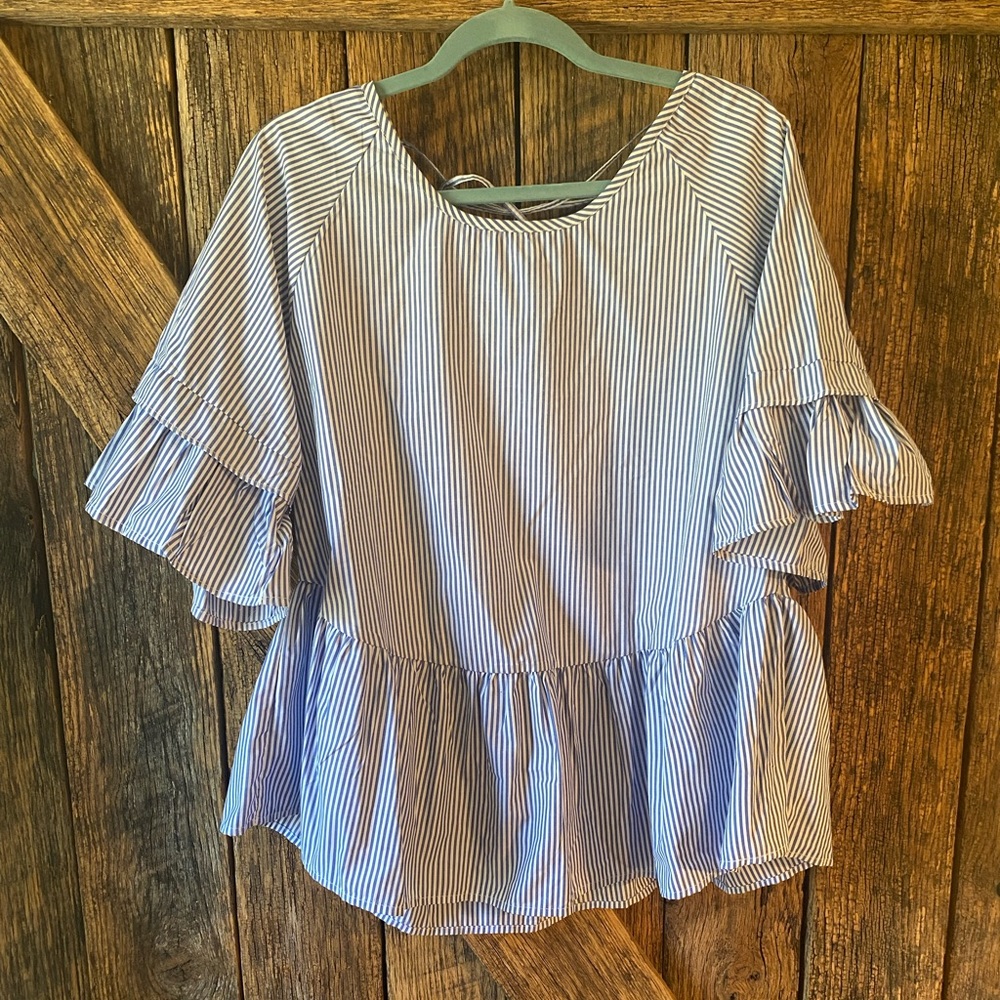 Super cute blouse